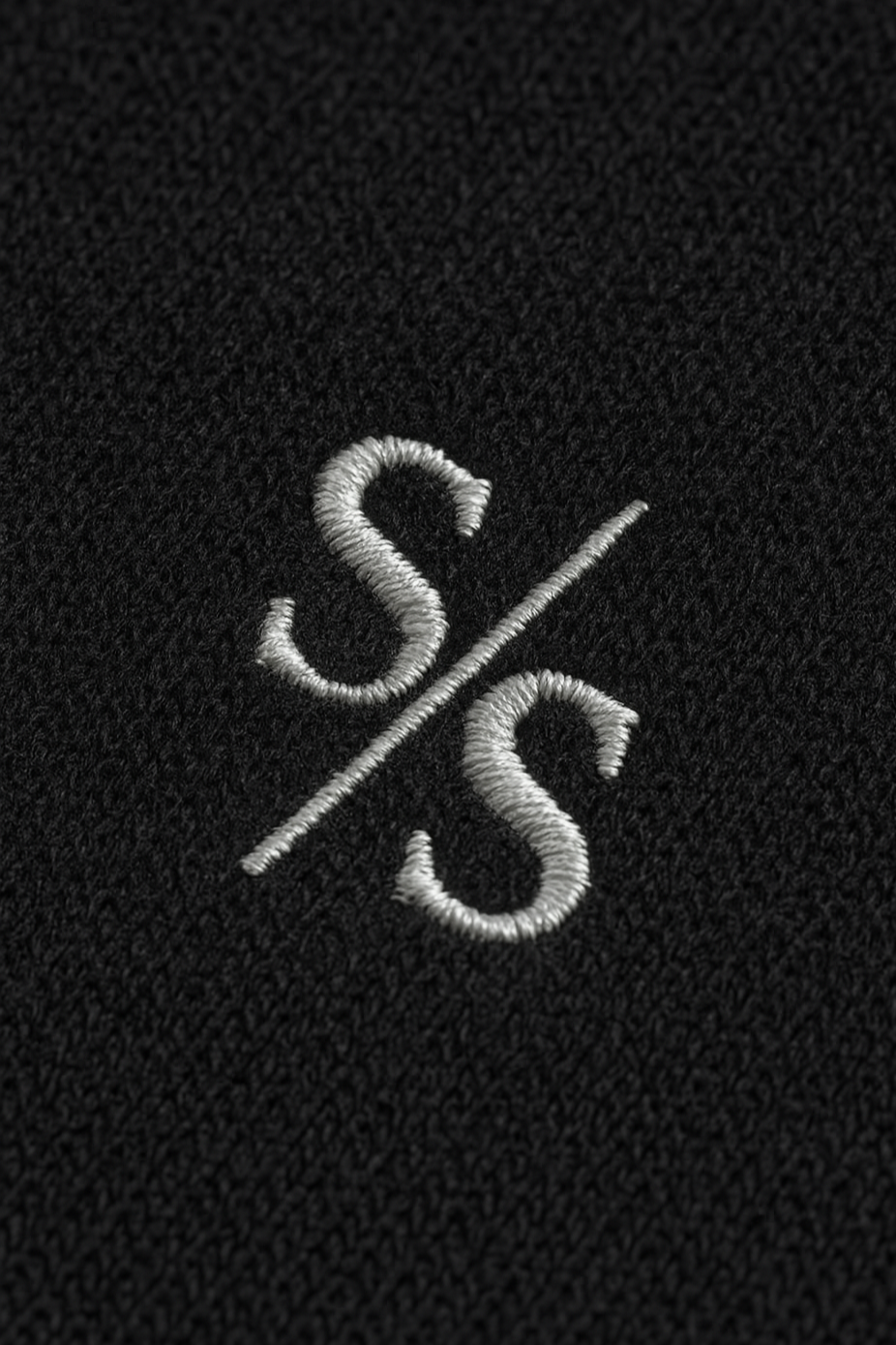 Stratum Shift 1/4 Zip Black and White